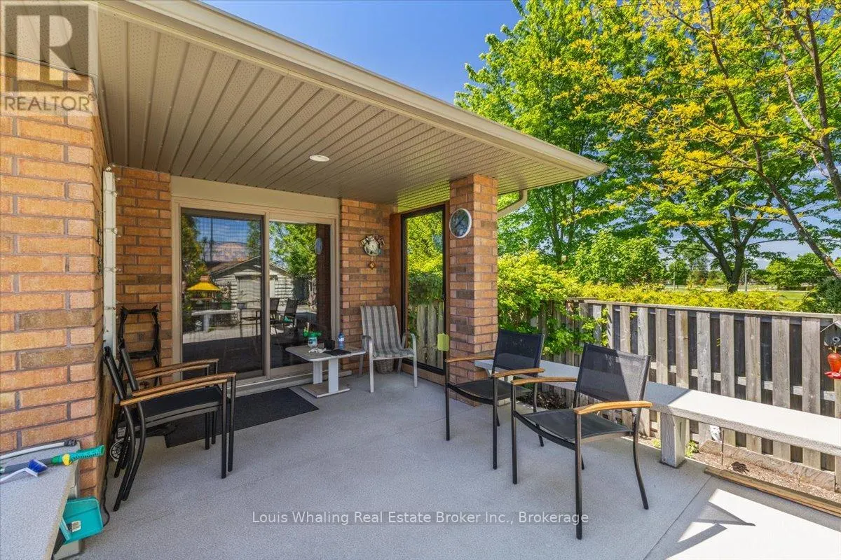 113 B 13TH AVENUE