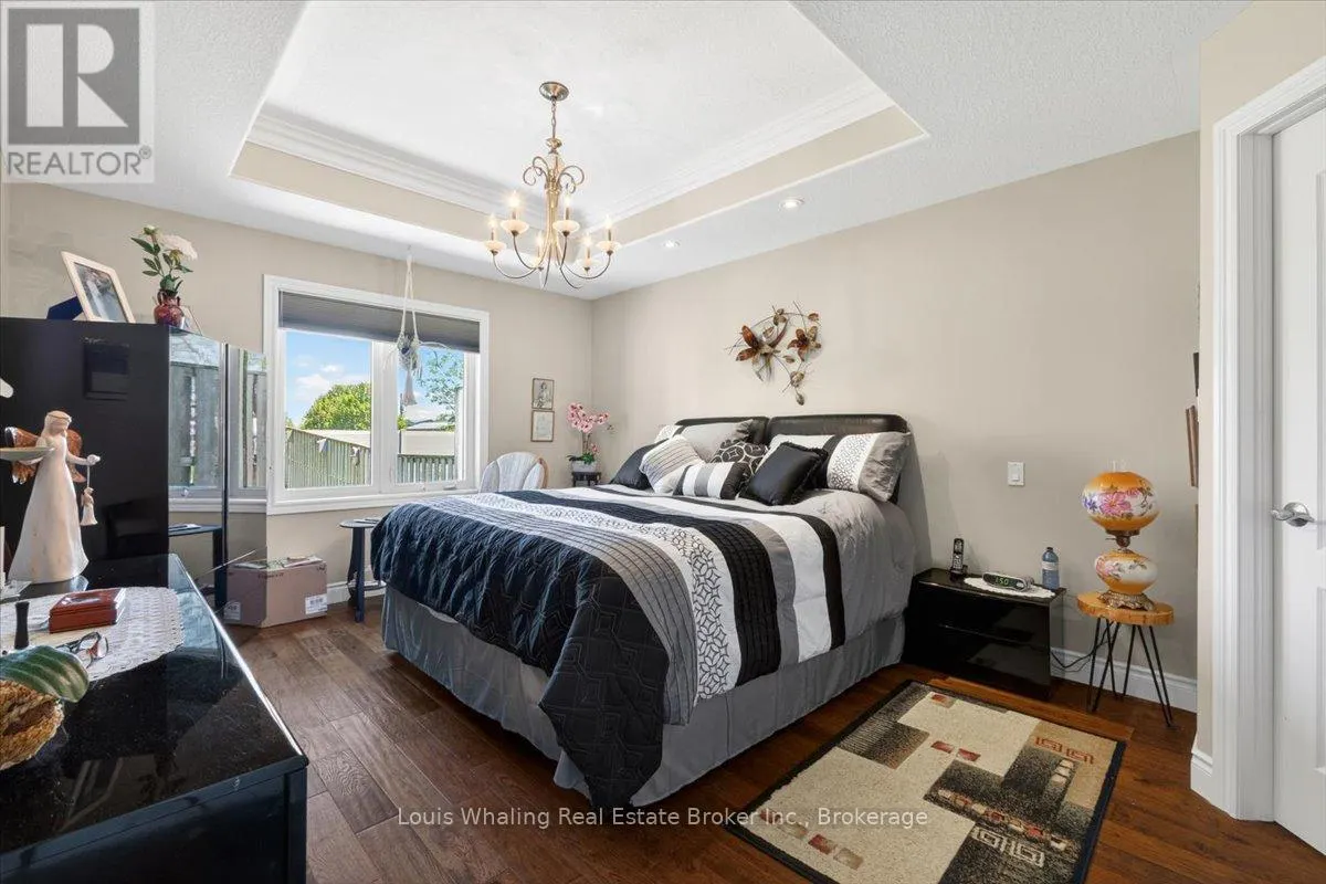 113 B 13TH AVENUE