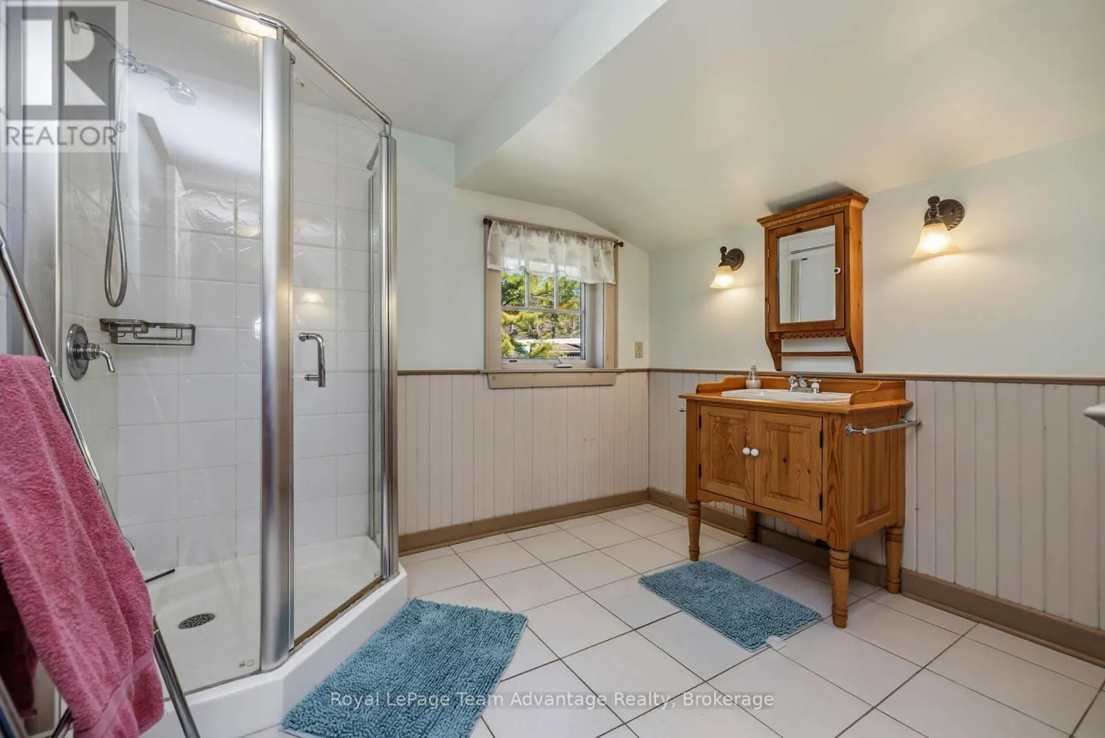 121 RATTLEBEAR DRIVE