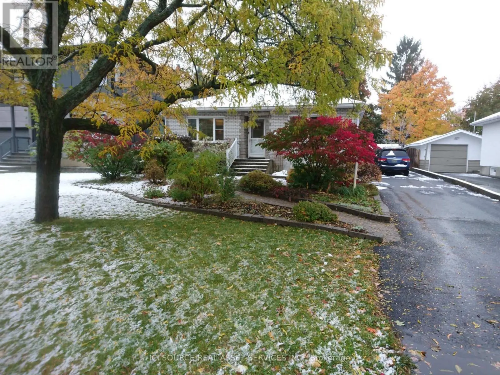 312 MOUNTBATTEN AVENUE