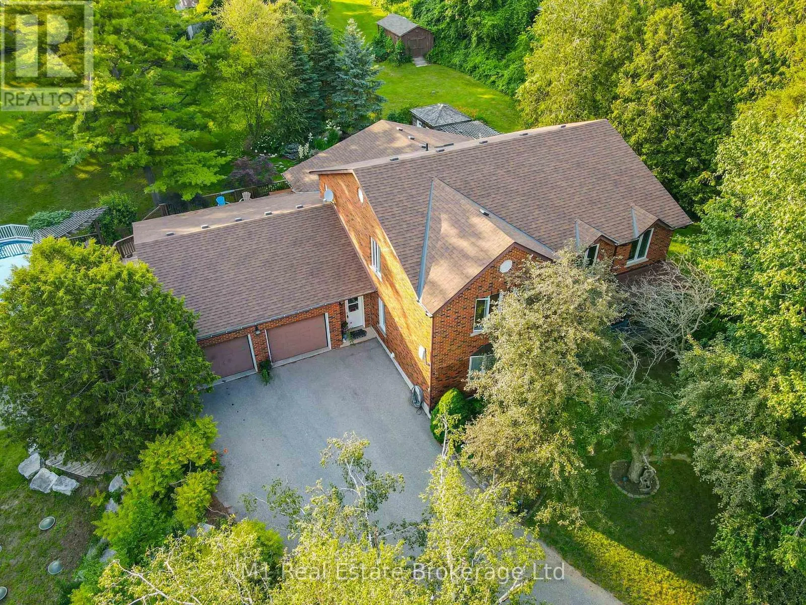 6946 FIFE ROAD