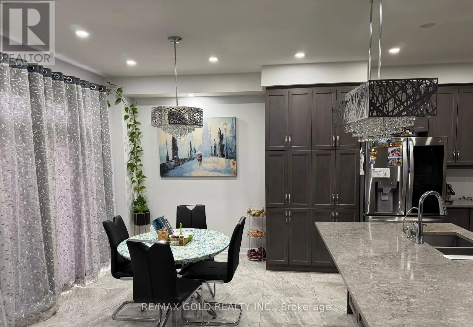 109 SILVERWOOD CRESCENT