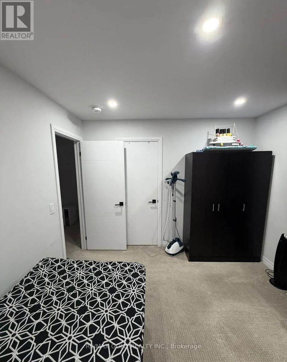 109 SILVERWOOD CRESCENT