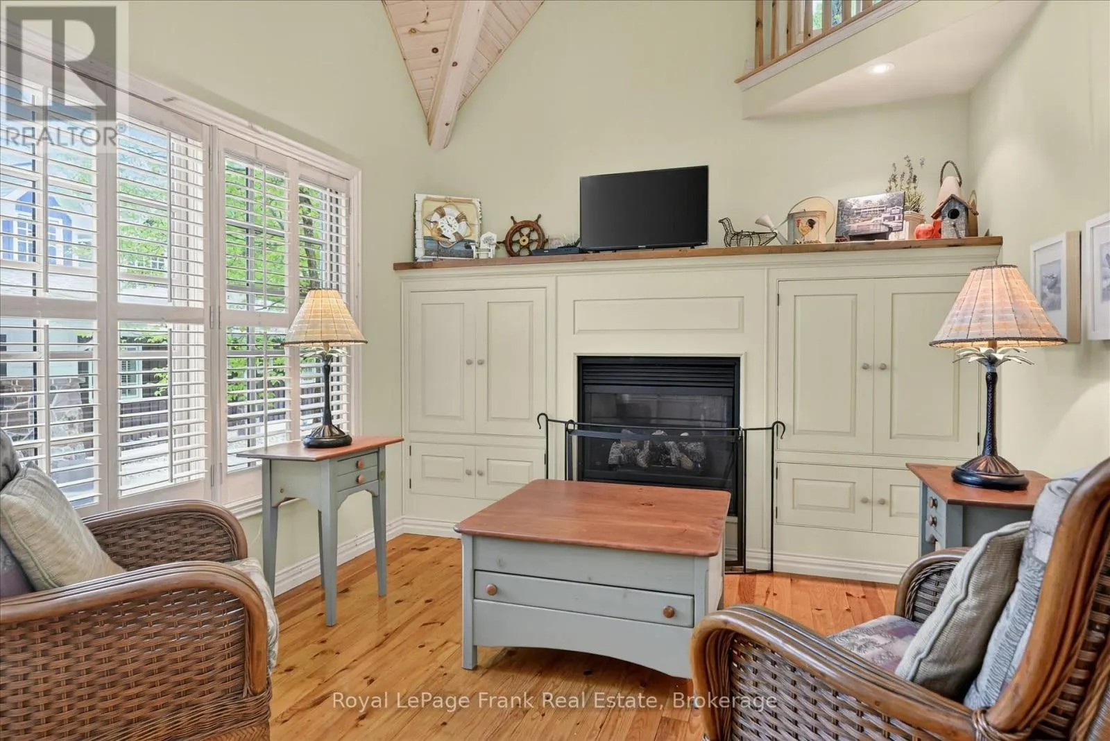 674 BIRCHVIEW ROAD