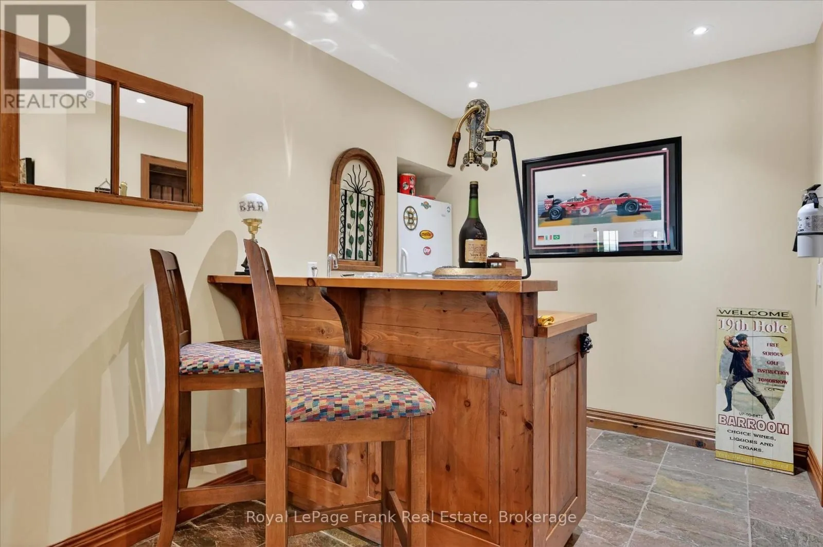 674 BIRCHVIEW ROAD