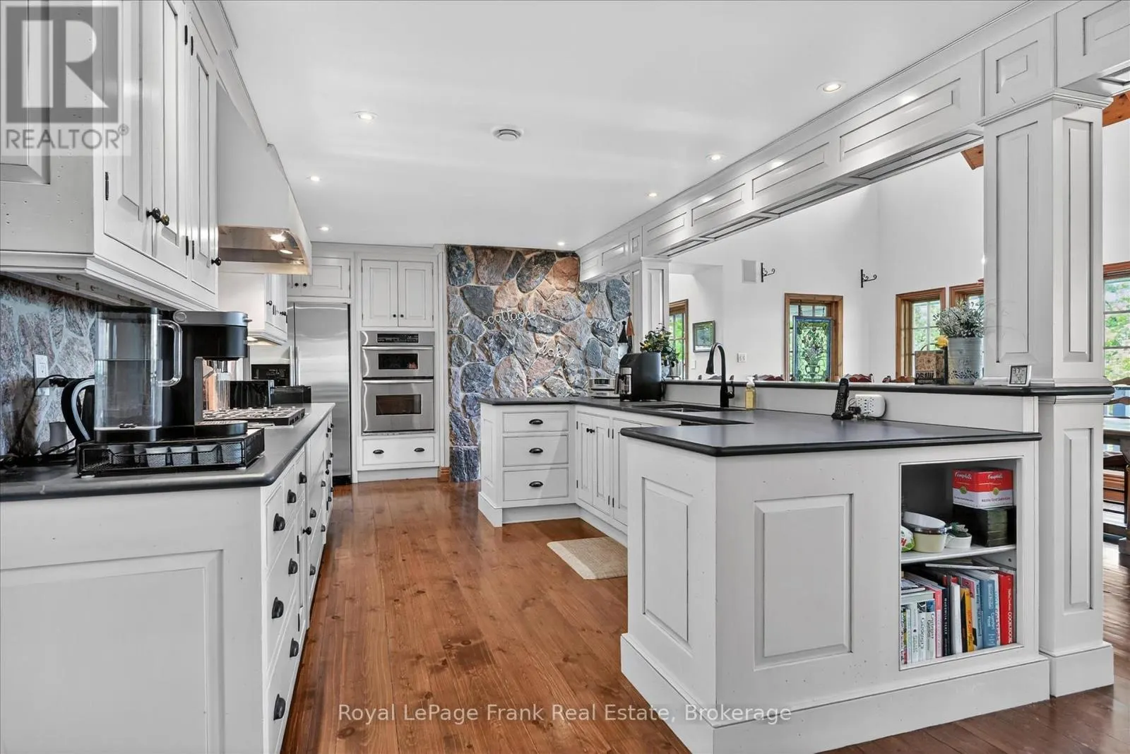 674 BIRCHVIEW ROAD