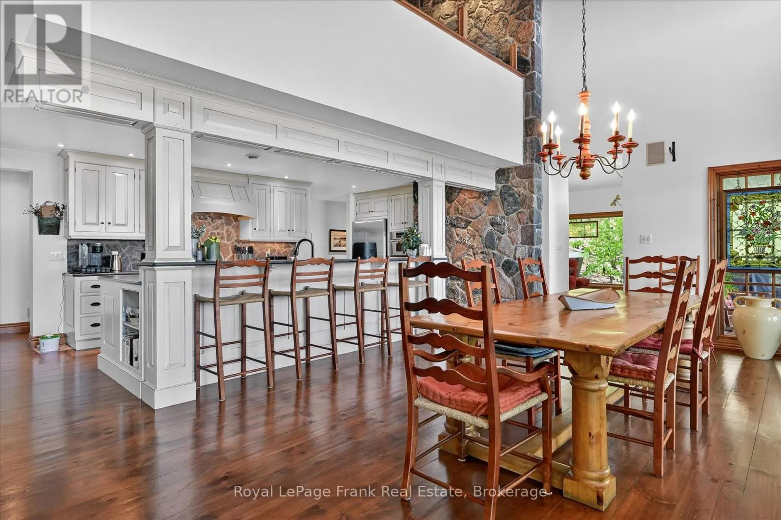 674 BIRCHVIEW ROAD