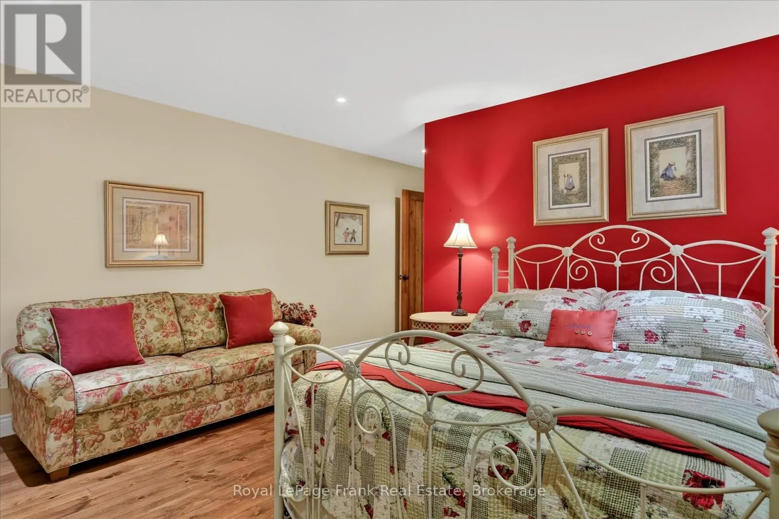 674 BIRCHVIEW ROAD