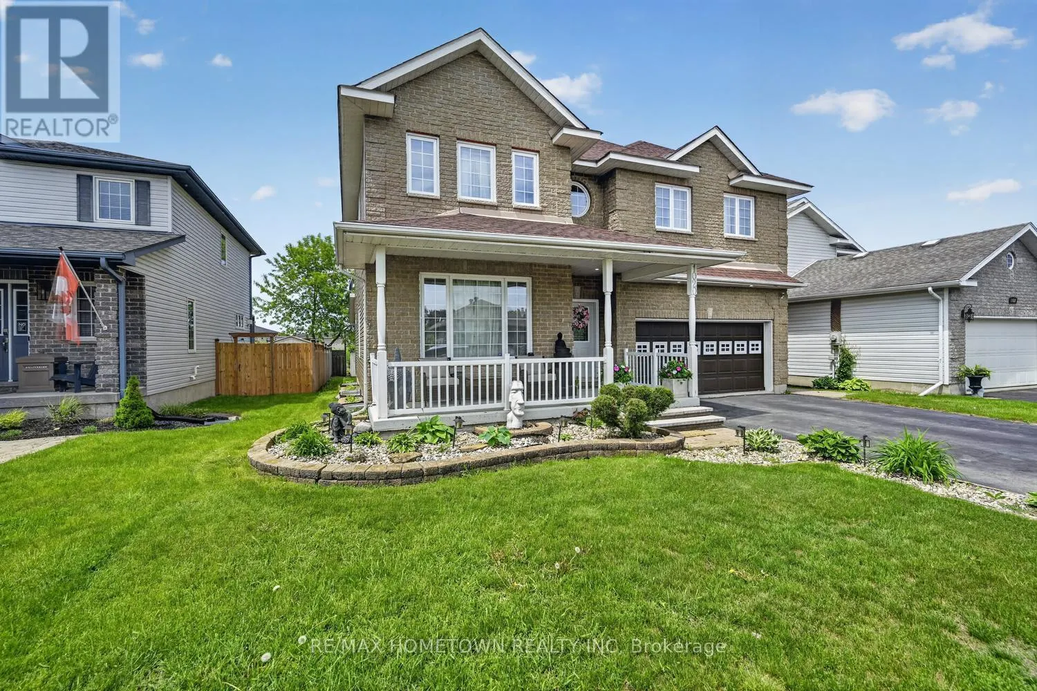 1020 CRESTWOOD DRIVE