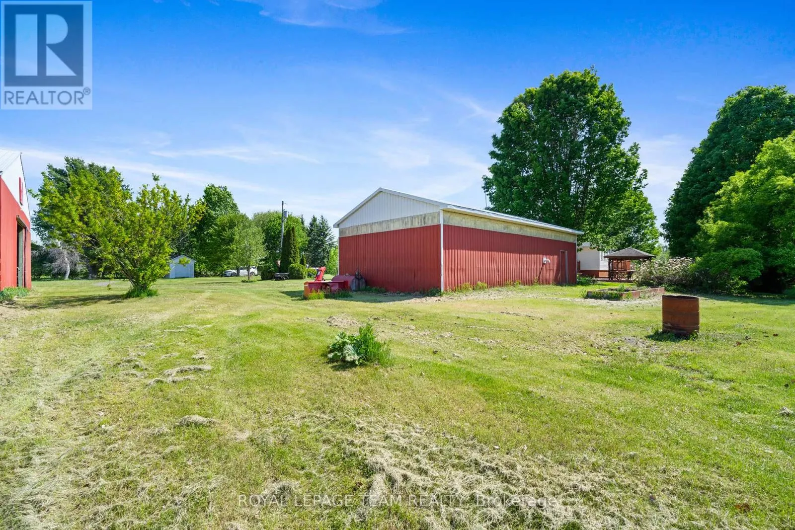 3245 WALLACE ROAD
