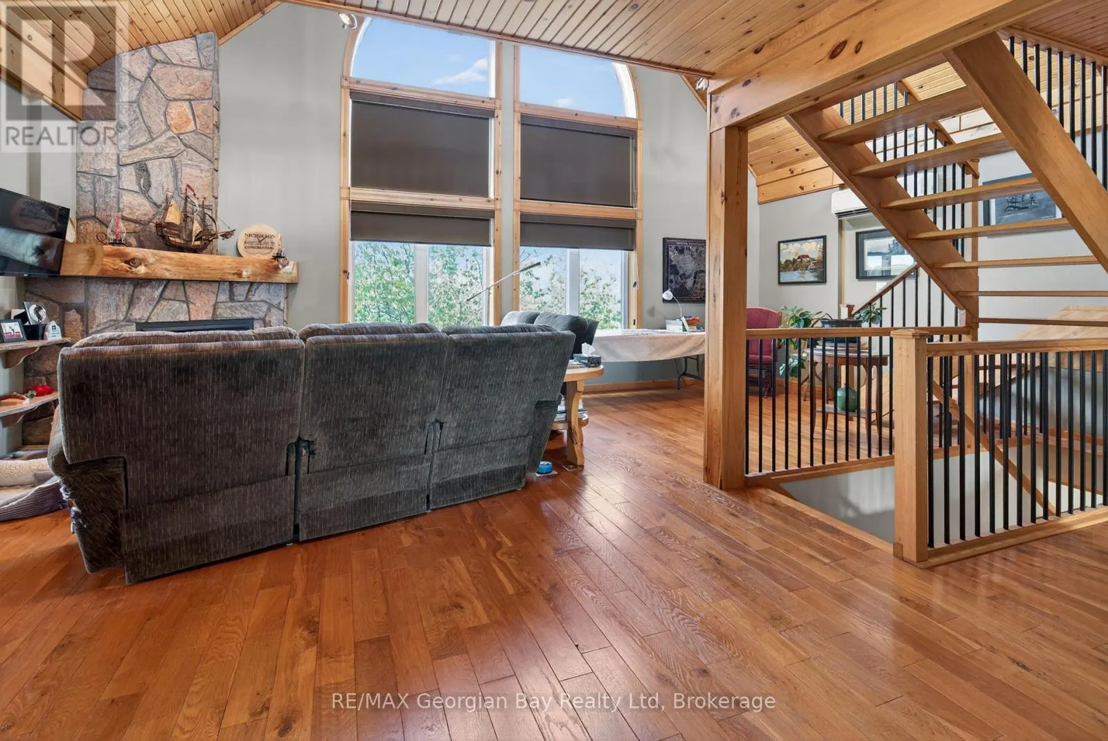 185 PICNIC ISLAND ROAD