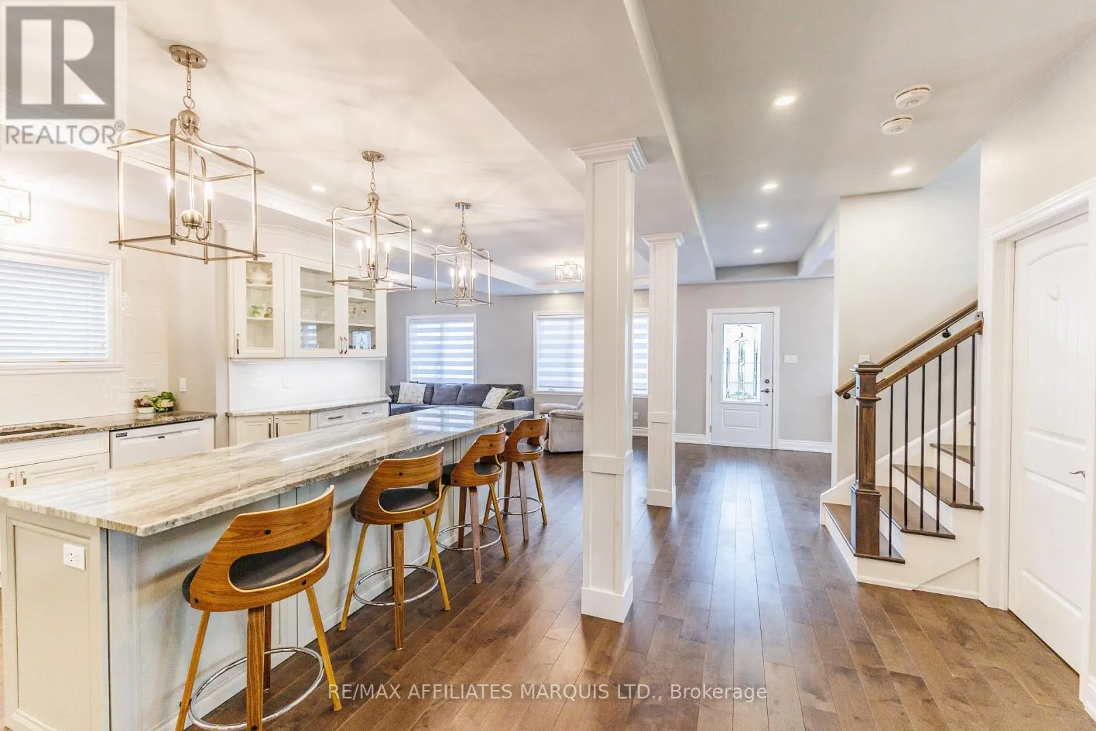 3314 MONTREAL ROAD