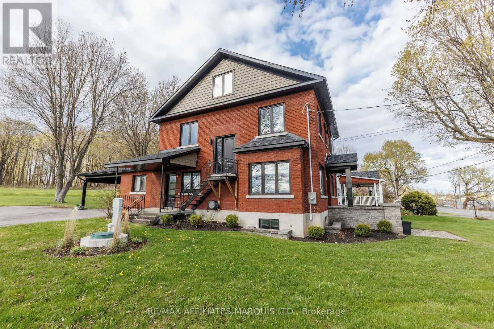 3314 MONTREAL ROAD