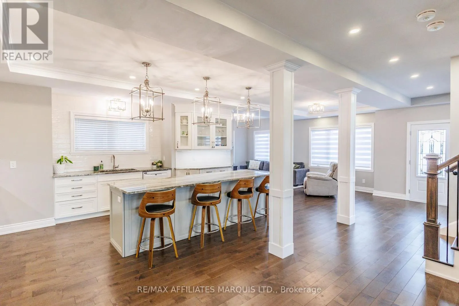 3314 MONTREAL ROAD