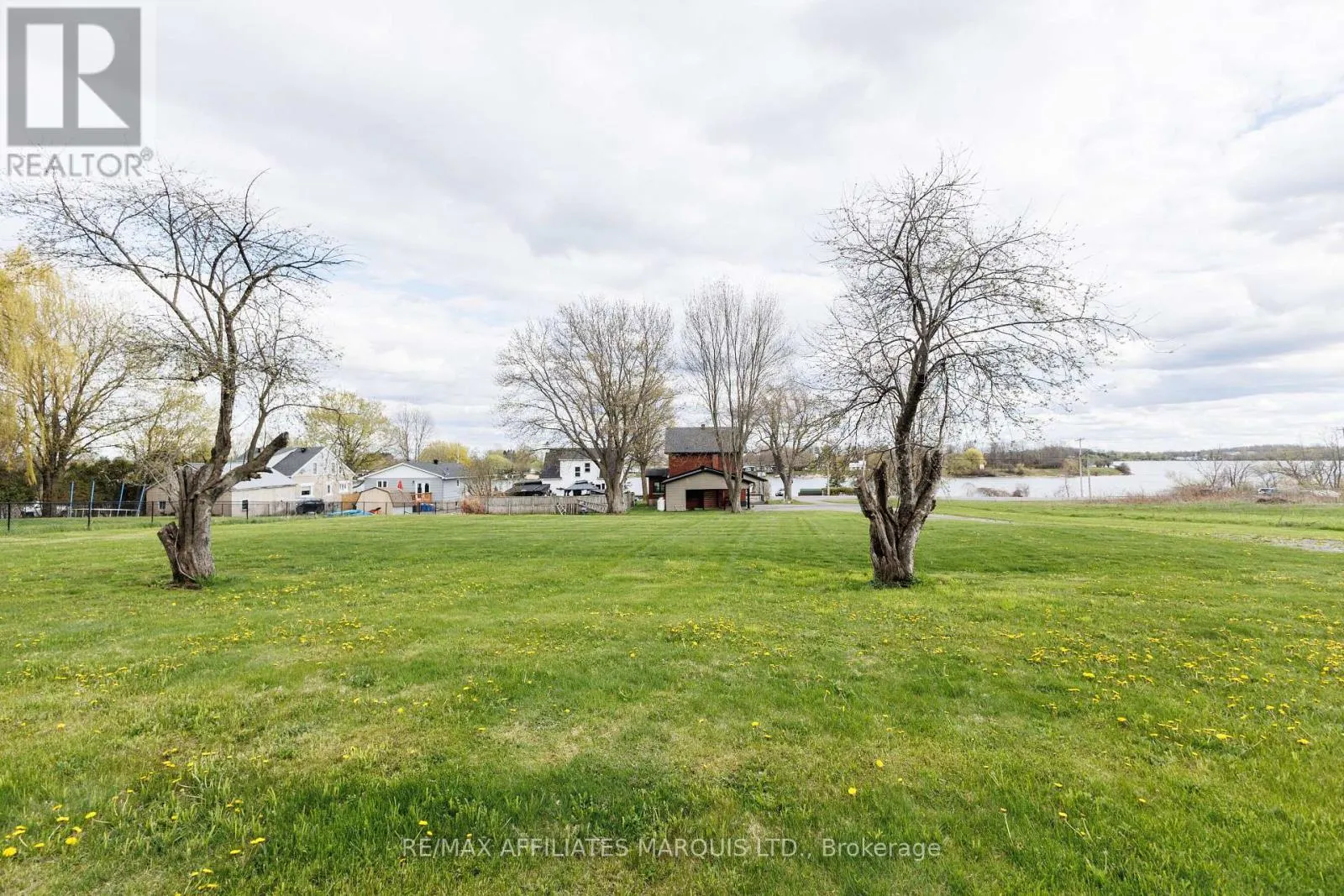3314 MONTREAL ROAD