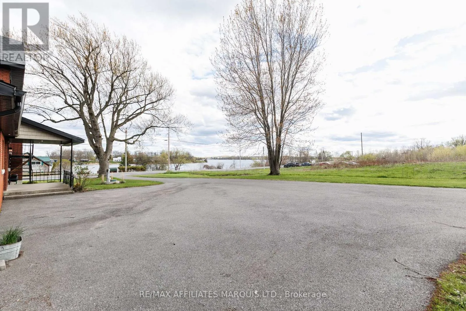3314 MONTREAL ROAD