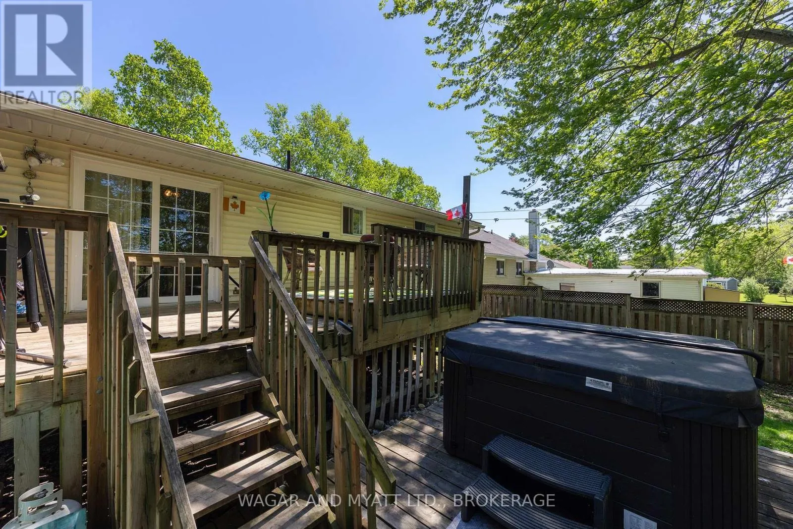 39 RIVERVIEW DRIVE