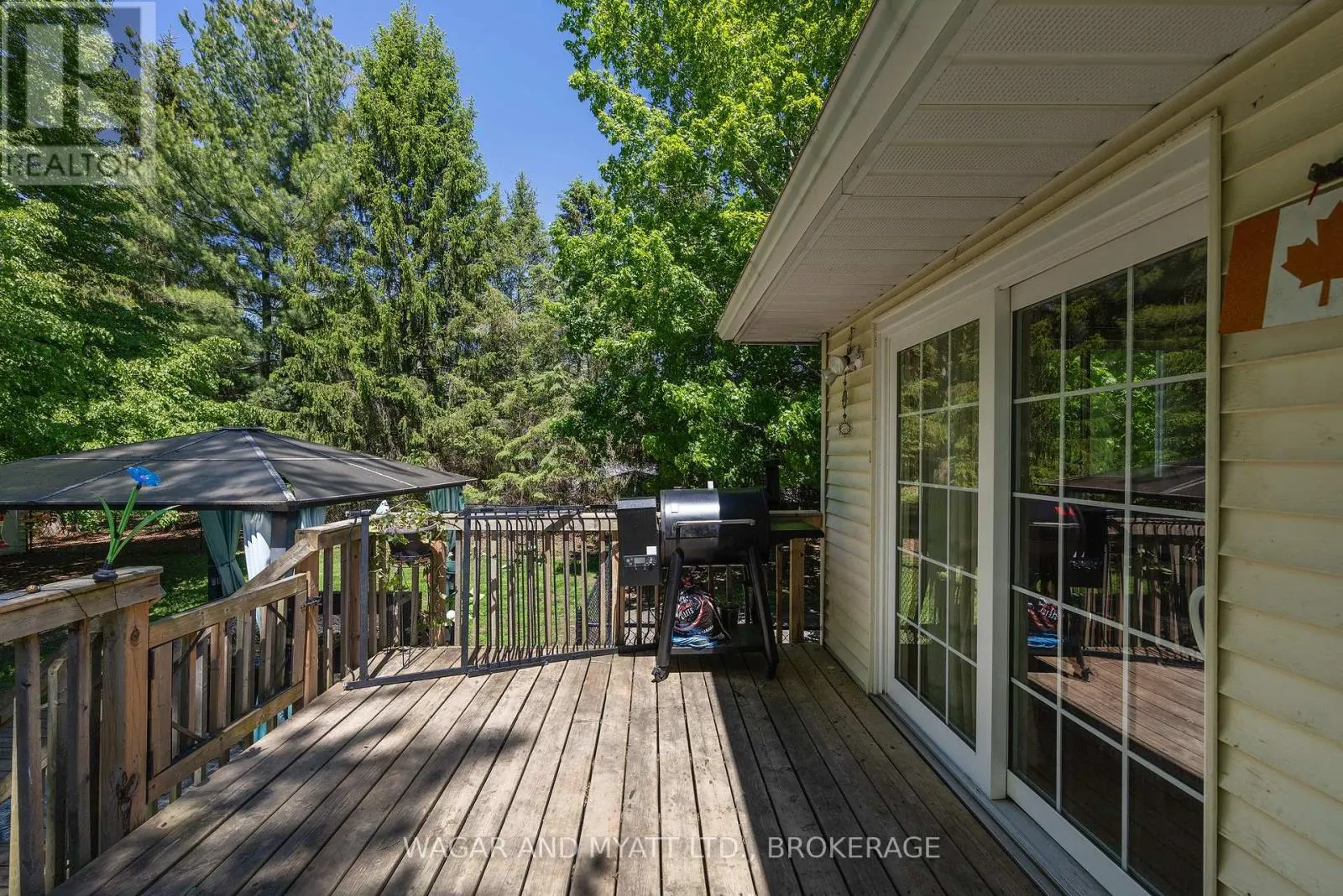 39 RIVERVIEW DRIVE