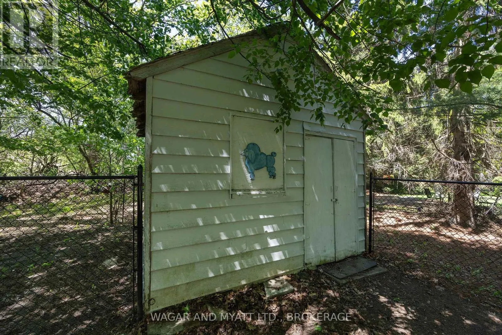 39 RIVERVIEW DRIVE