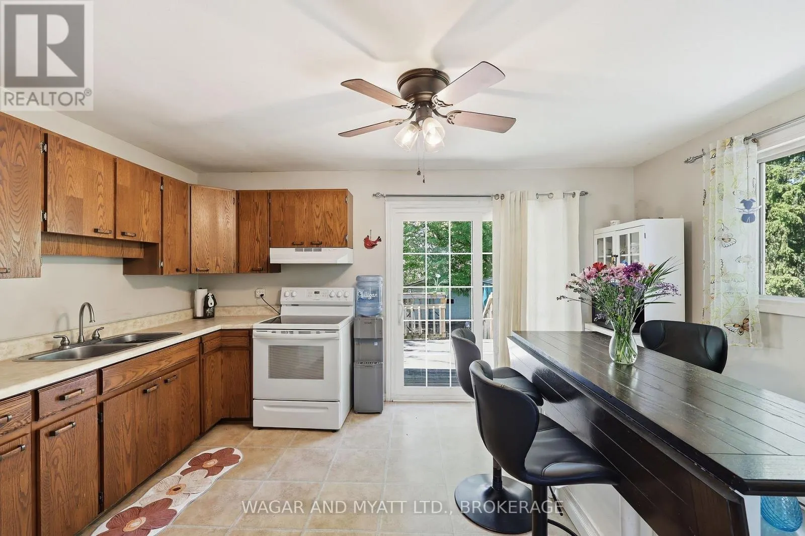 39 RIVERVIEW DRIVE