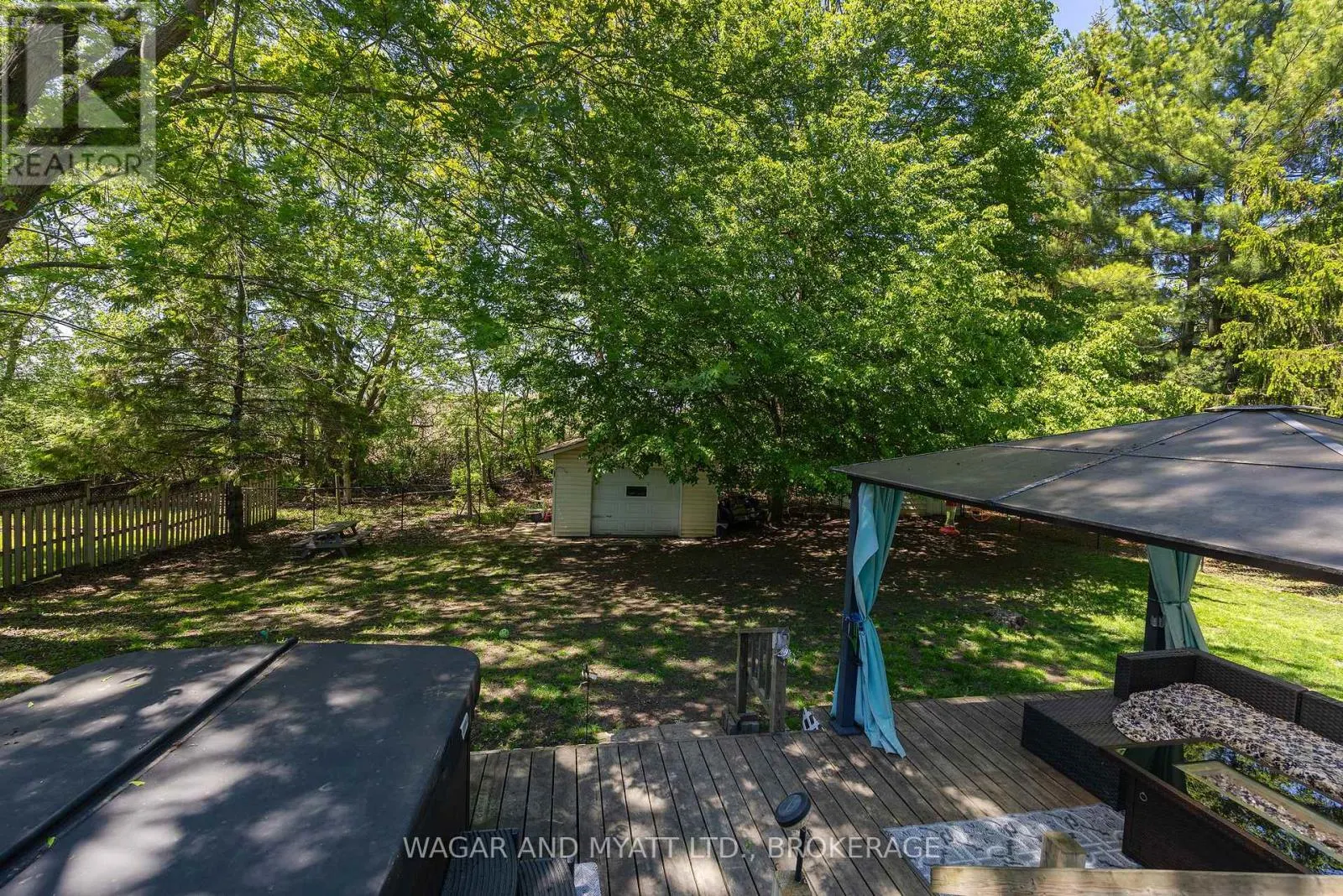 39 RIVERVIEW DRIVE