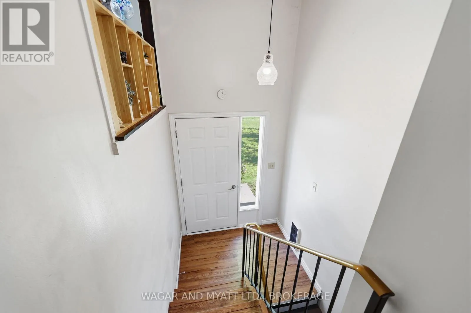 39 RIVERVIEW DRIVE