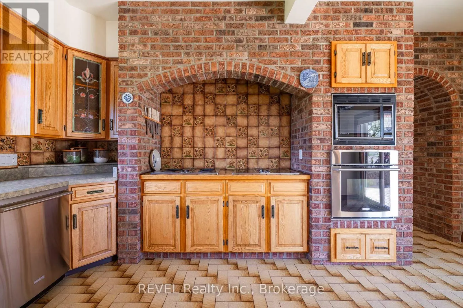 458 CHIPPAWA ROAD