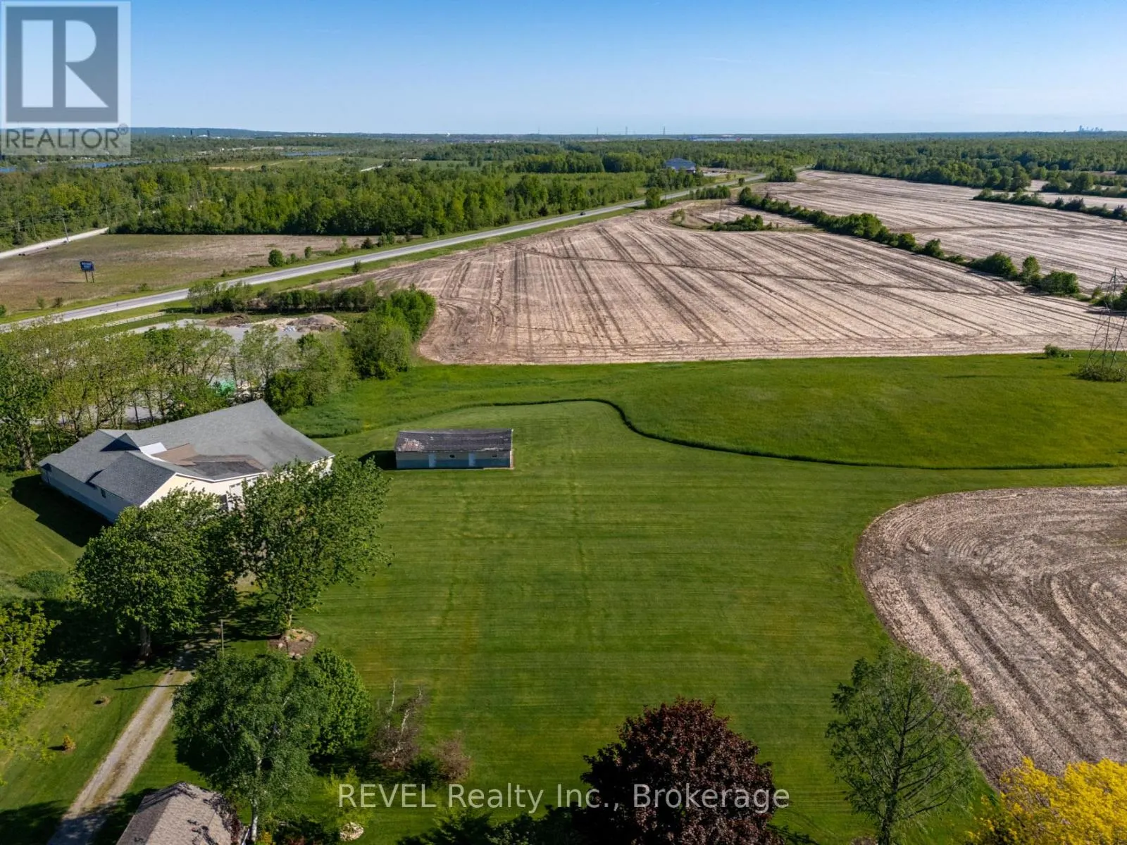 458 CHIPPAWA ROAD