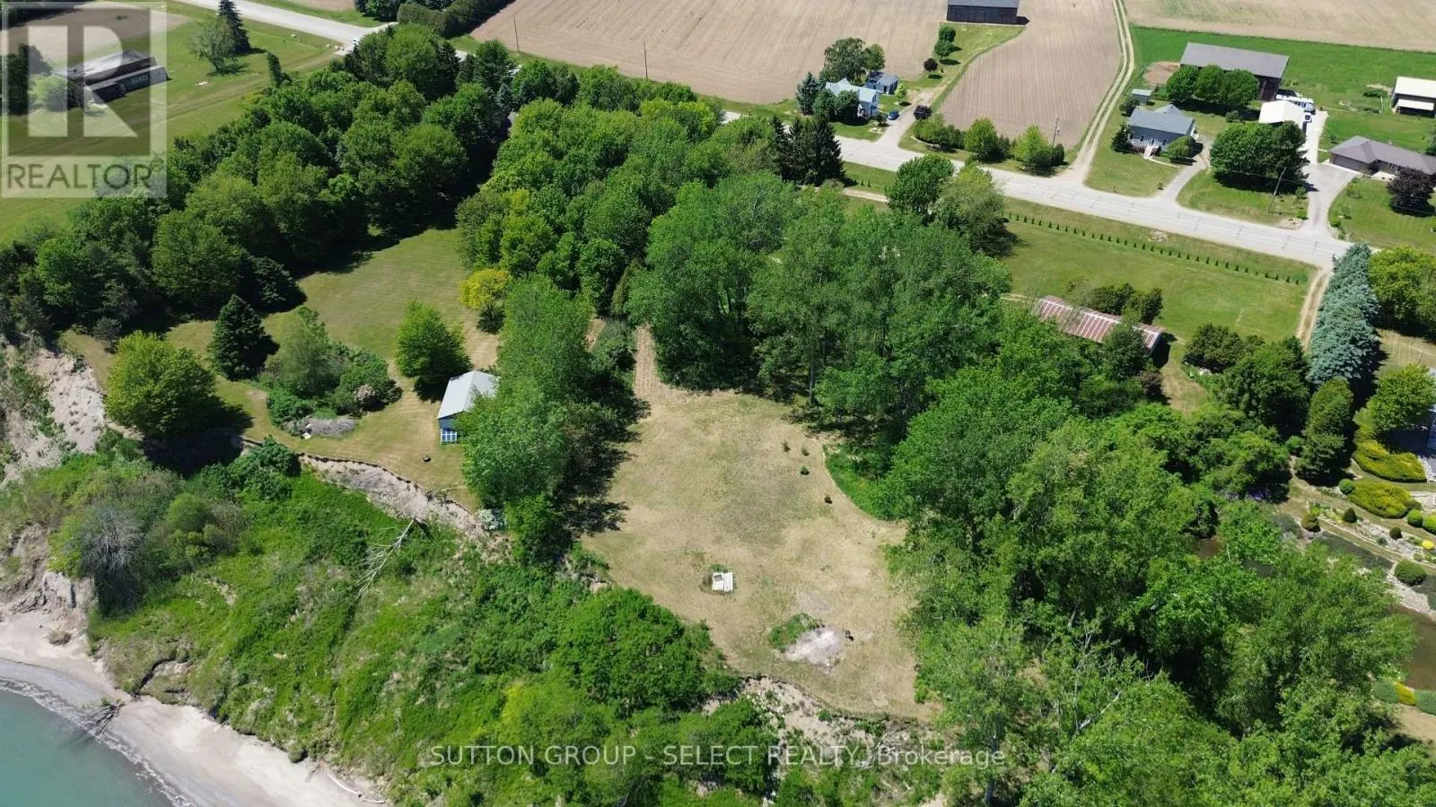7504 TALBOT TRAIL