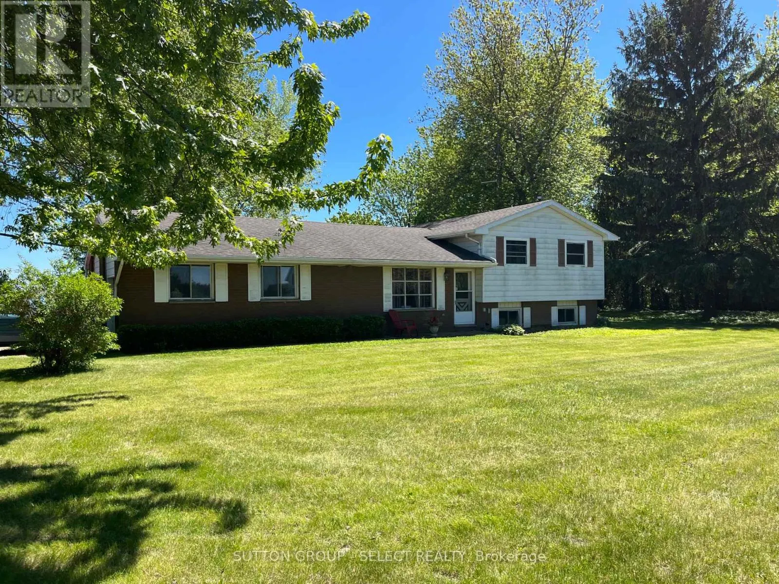 7504 TALBOT TRAIL