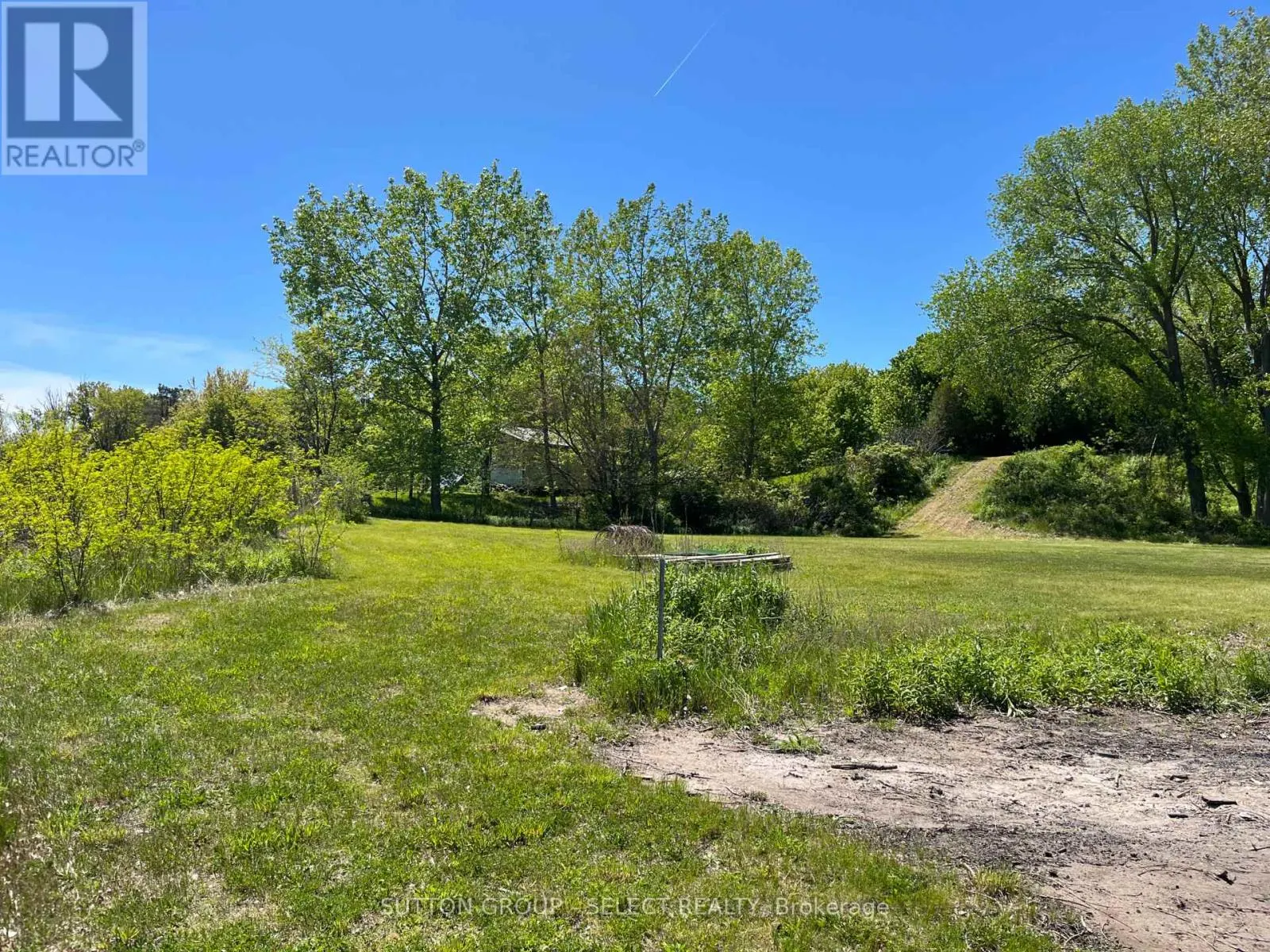 7504 TALBOT TRAIL