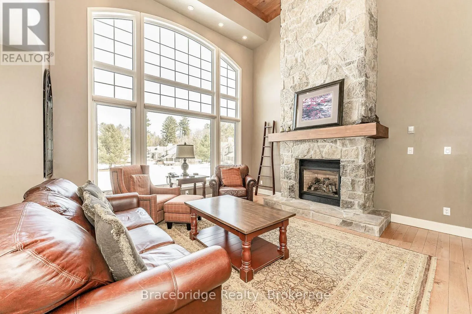SANDFIELD 3 W3 - 3876 MUSKOKA RD 118 HIGHWAY W