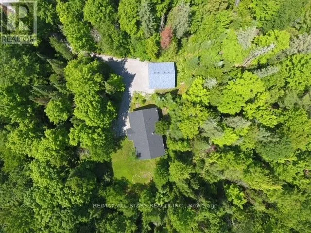 33 EDWINA DRIVE