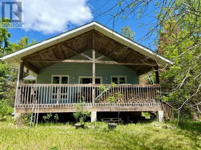 33 EDWINA DRIVE