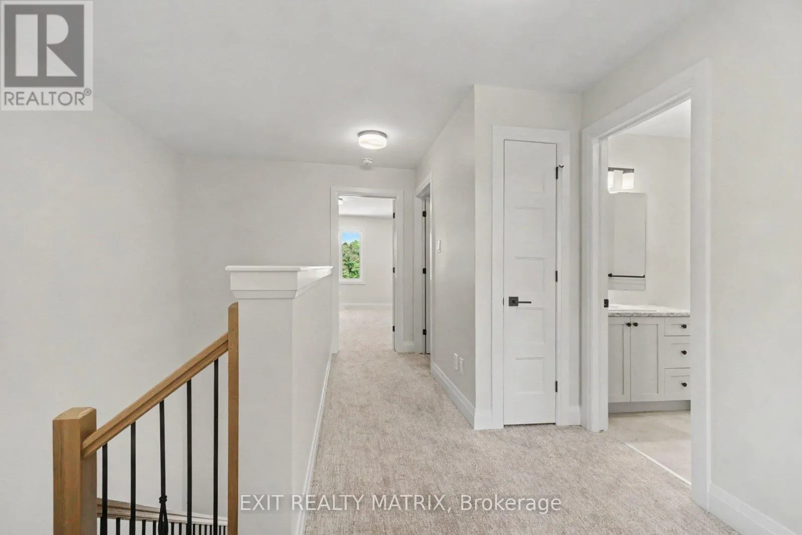 535 REGINA STREET