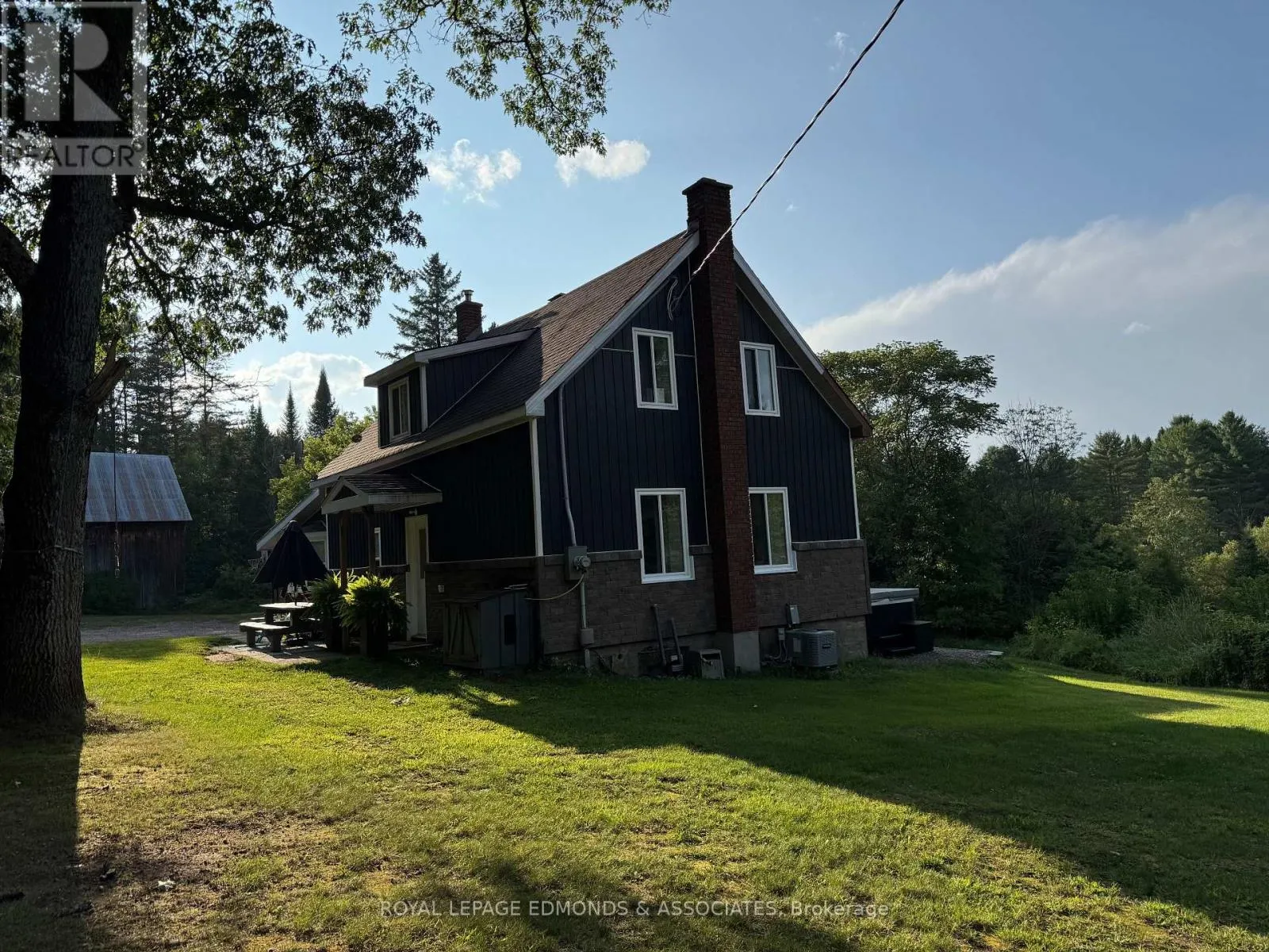 27 STENCELLS ROAD