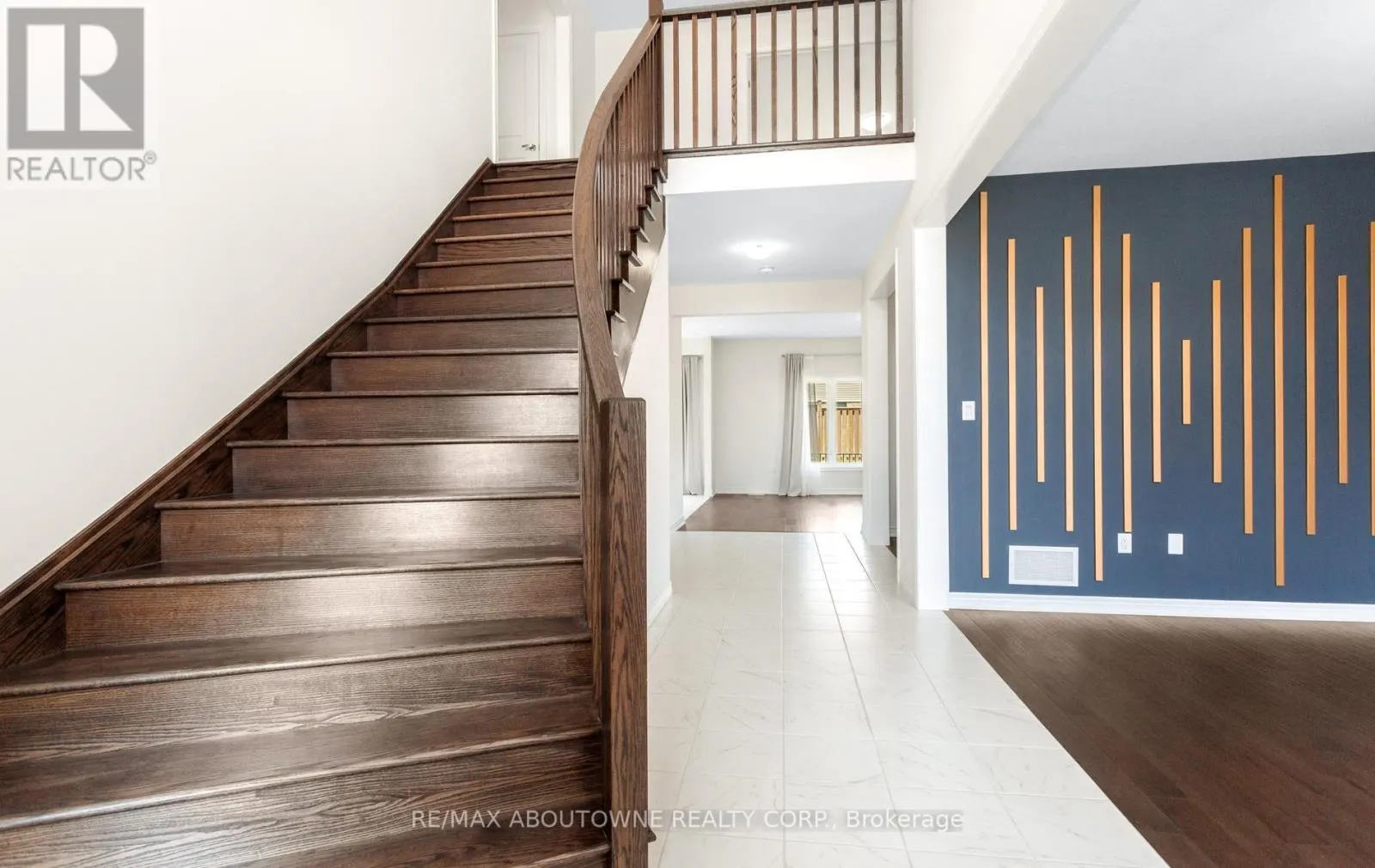 10 MCGOVERN LANE