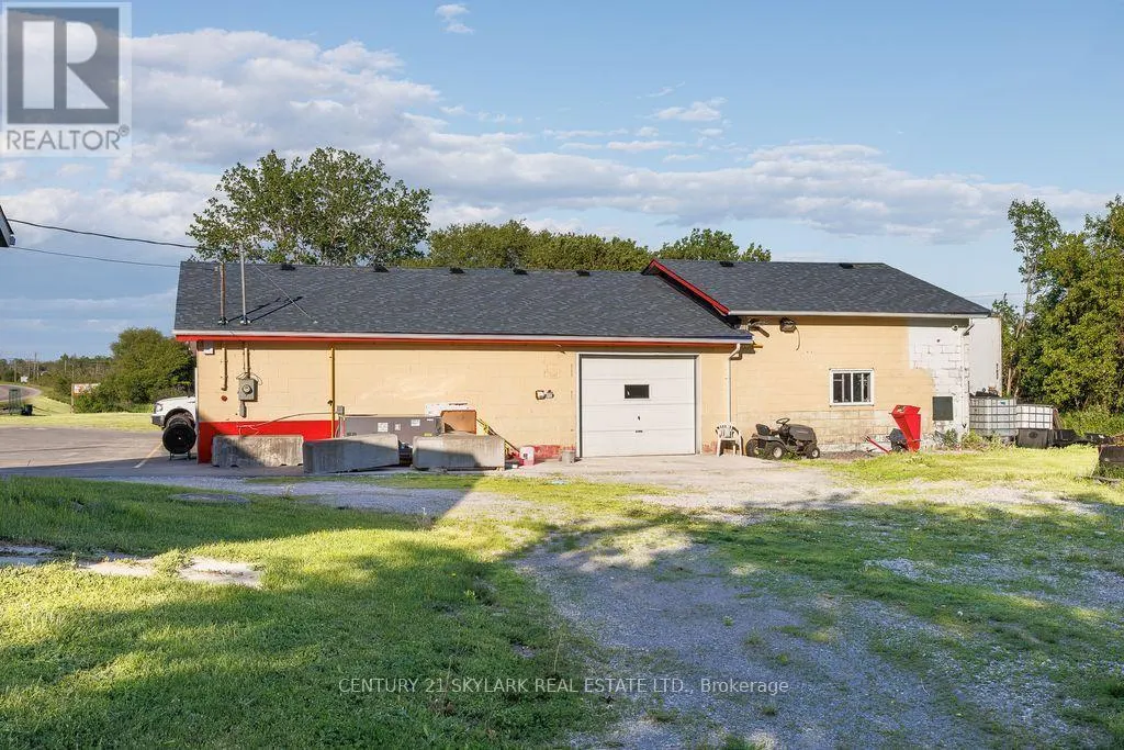 15693 COUNTY RD 2