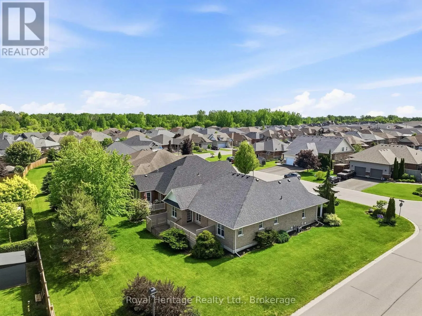 2 CORTLAND WAY