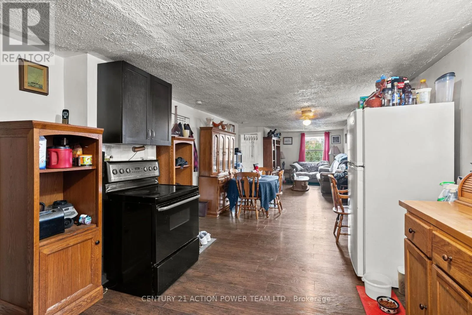 331 7TH STREET E