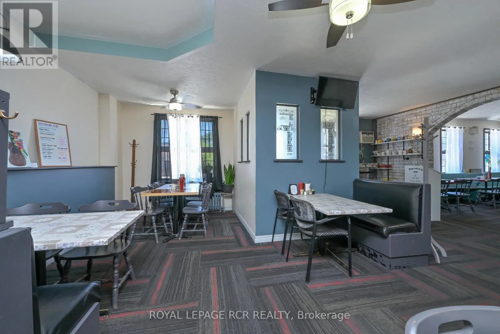274 10TH STREET