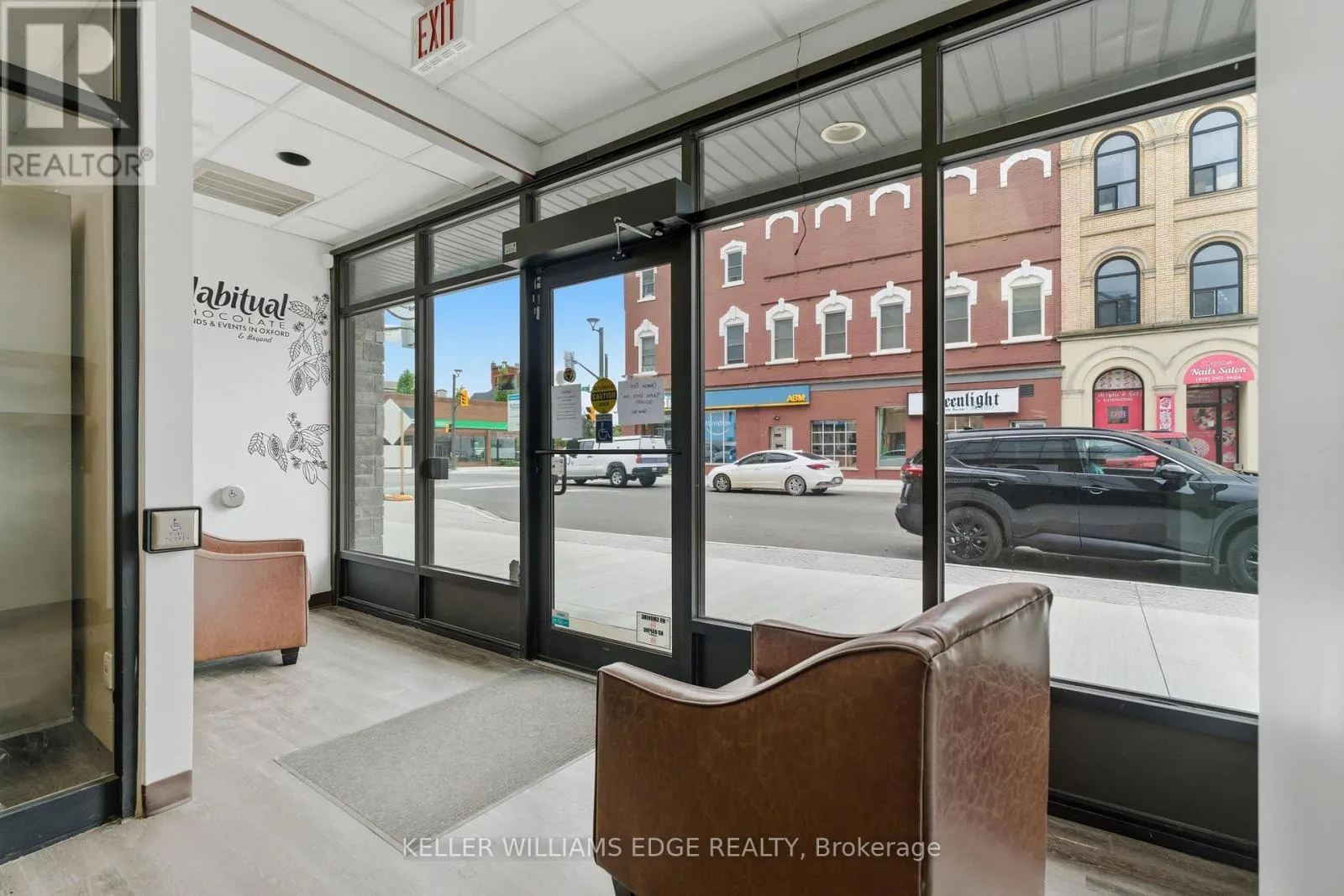 FIRST FLOOR - 389 DUNDAS STREET
