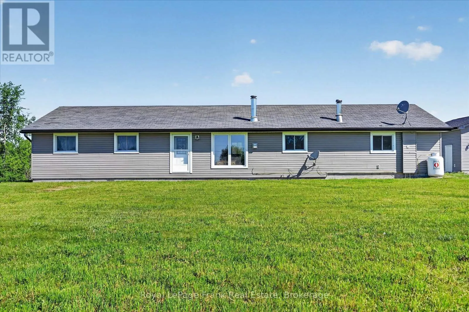 394 7TH LINE ROAD