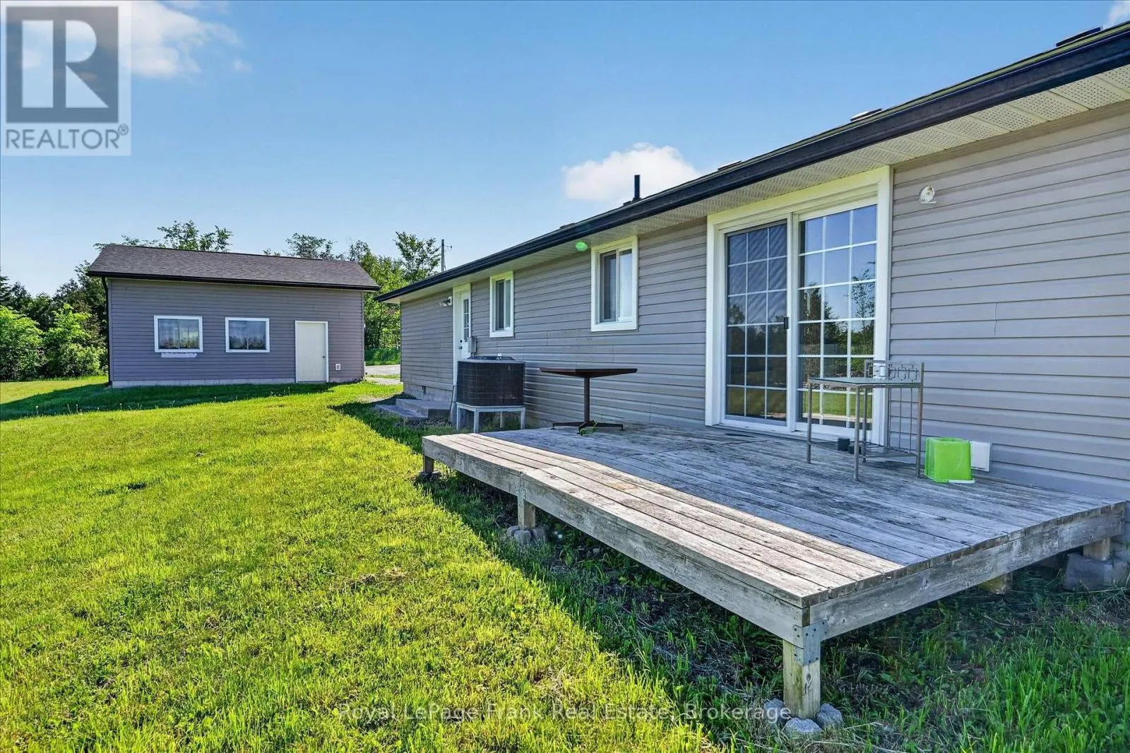 394 7TH LINE ROAD