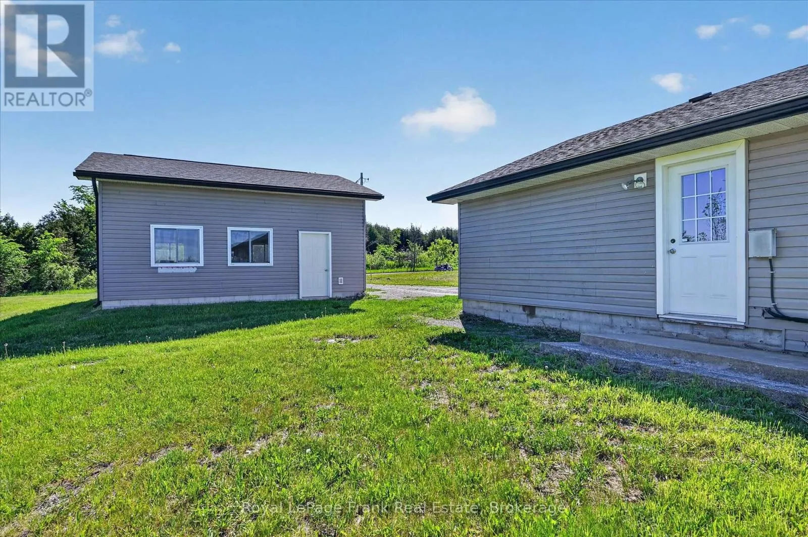 394 7TH LINE ROAD