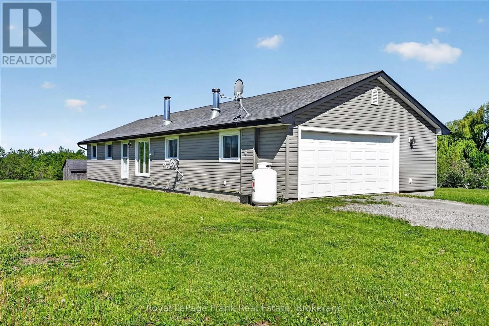 394 7TH LINE ROAD