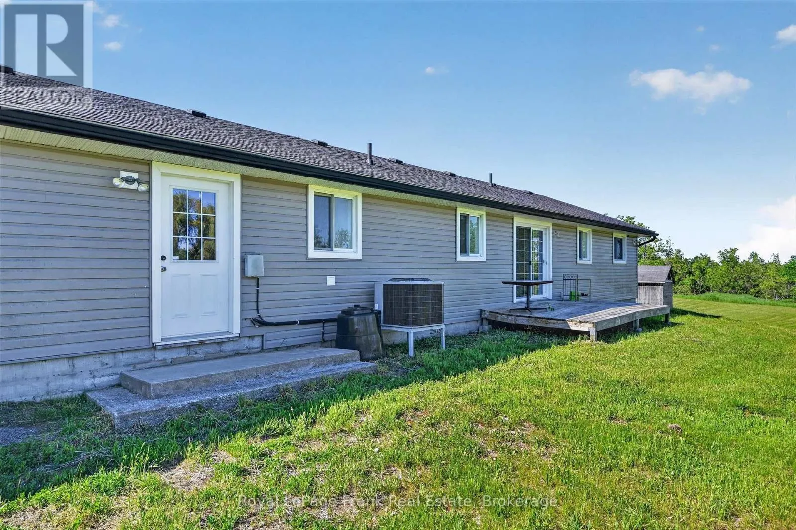 394 7TH LINE ROAD