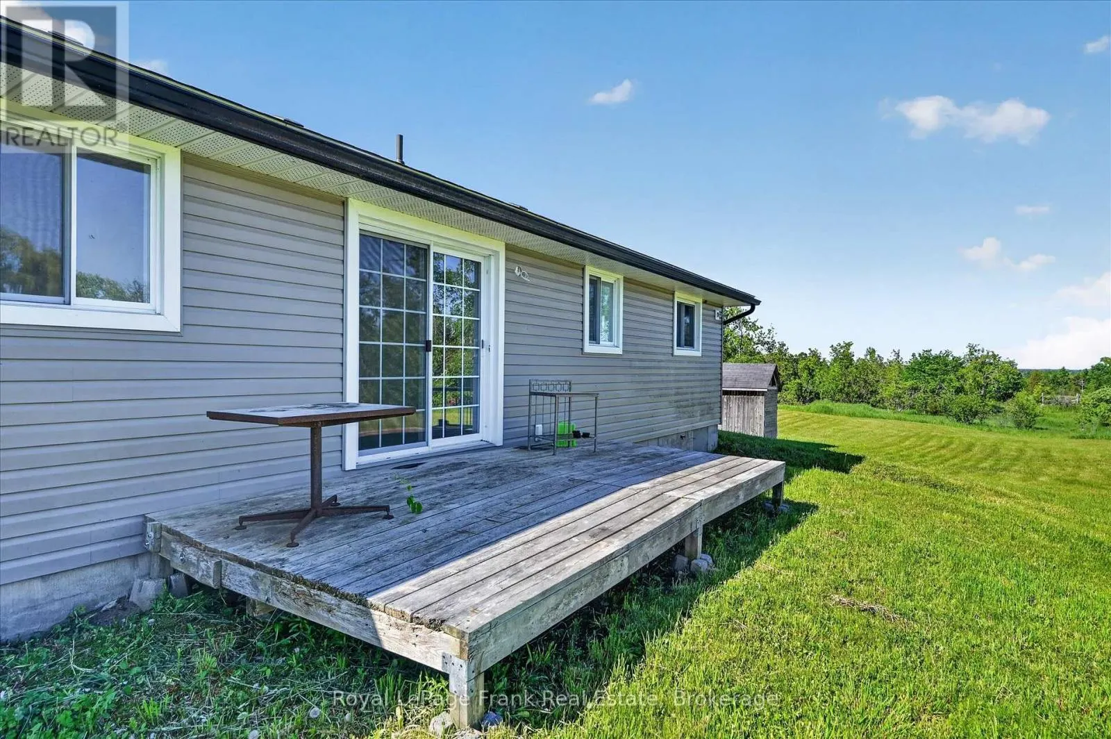 394 7TH LINE ROAD