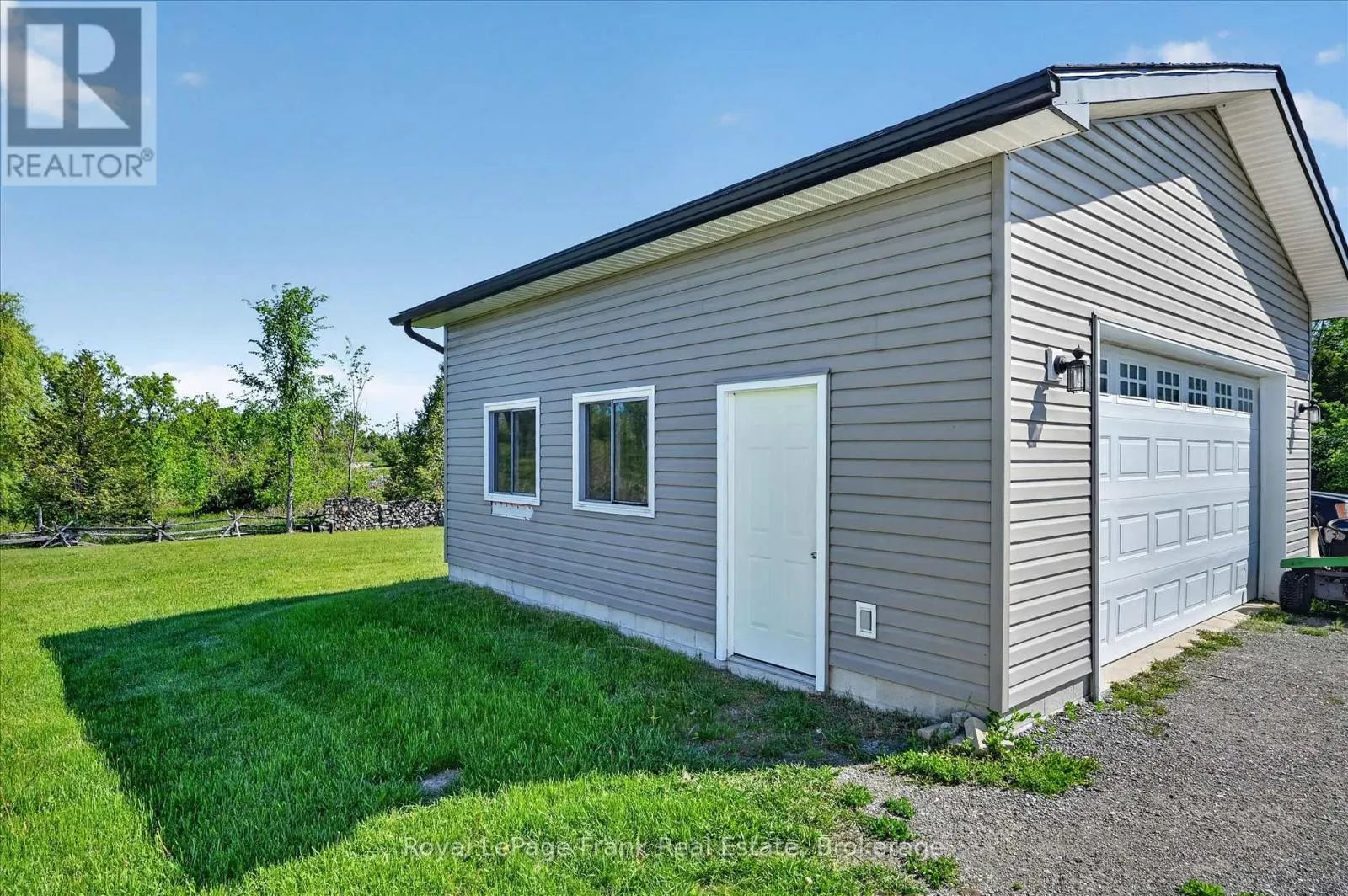 394 7TH LINE ROAD