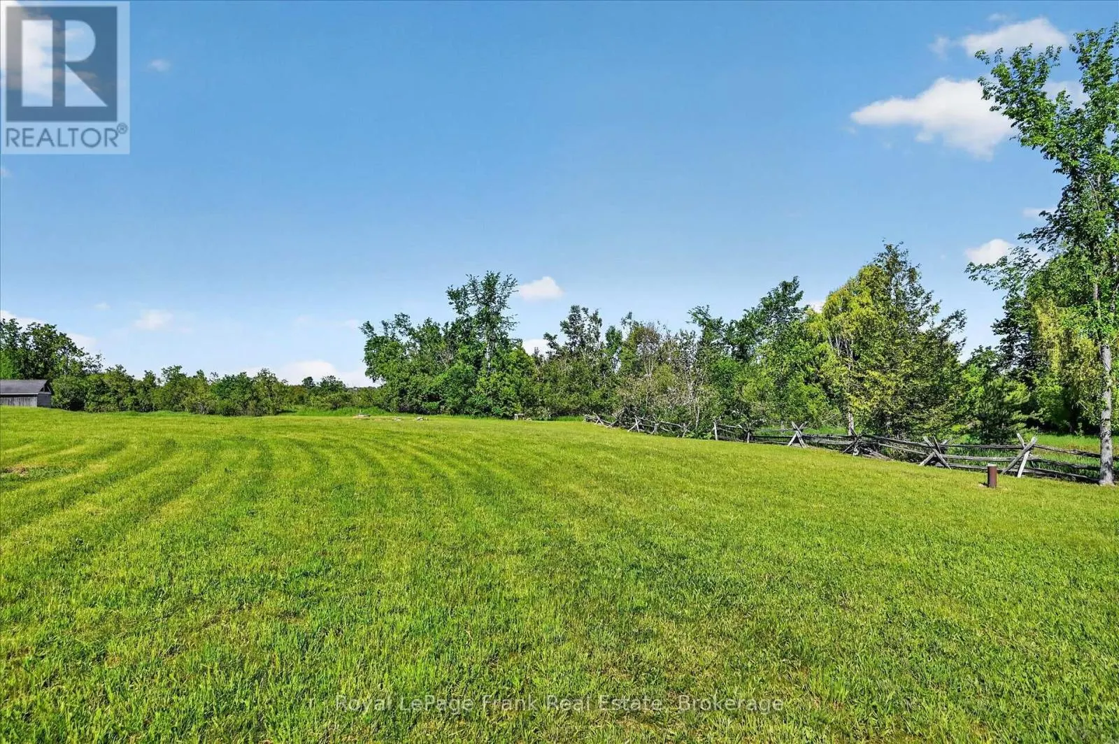 394 7TH LINE ROAD